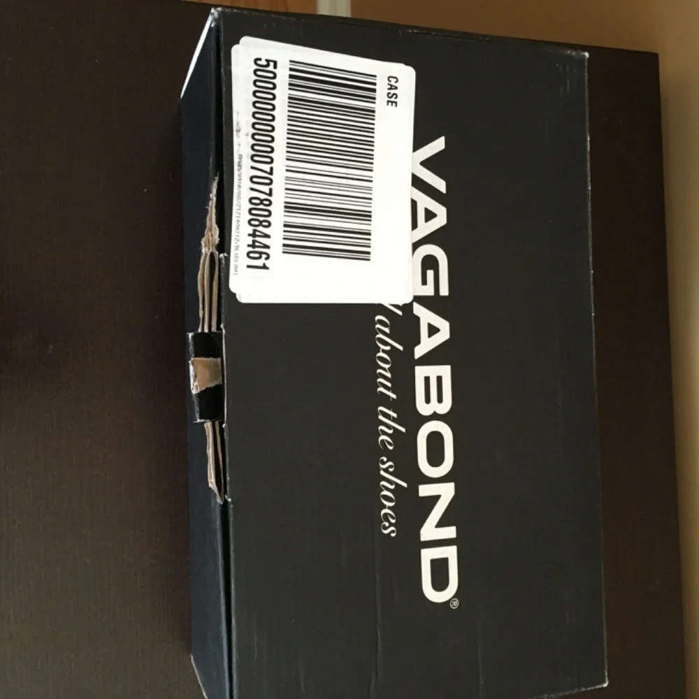 VAGABOND TRAINERS - Picture 5 of 5